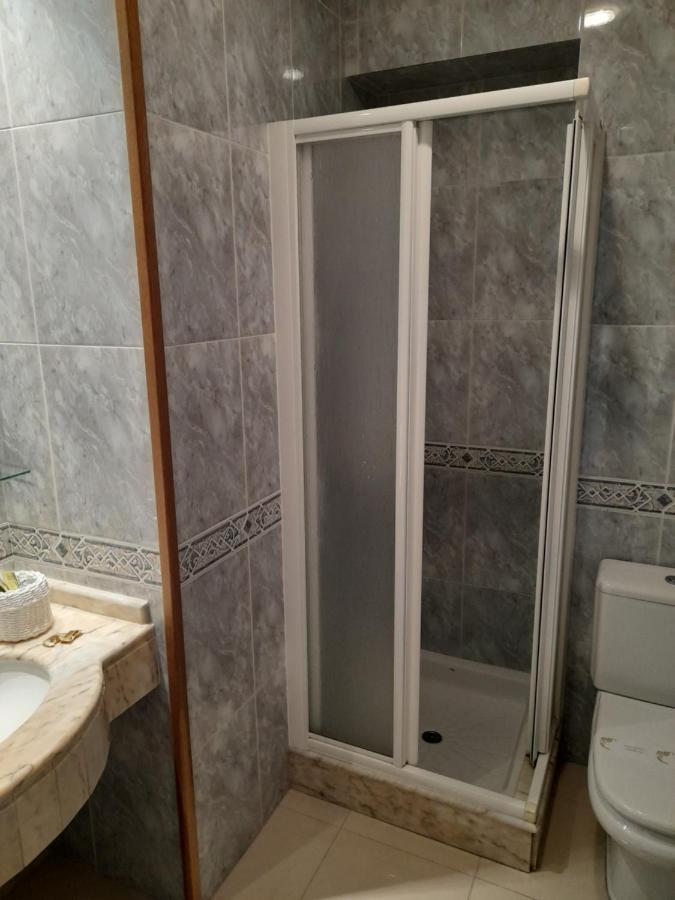 Hotel Os Carballos 시게이로 외부 사진