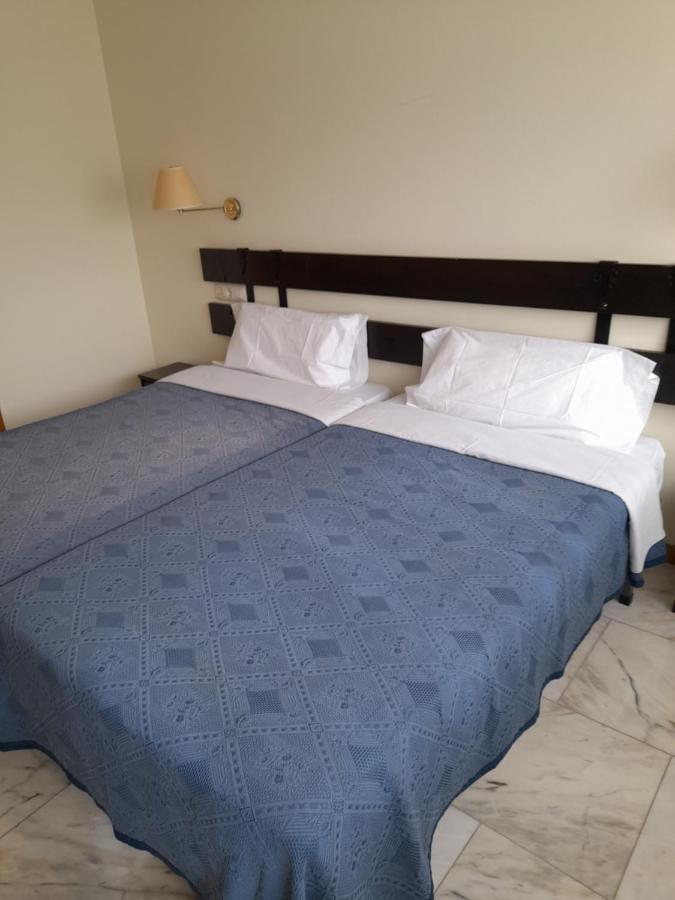 Hotel Os Carballos 시게이로 외부 사진