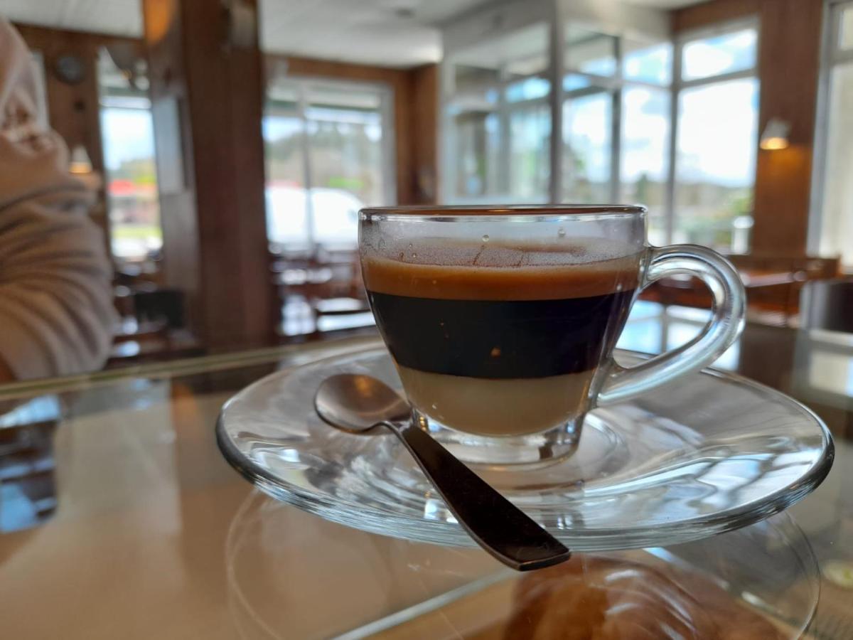 Hotel Os Carballos 시게이로 외부 사진