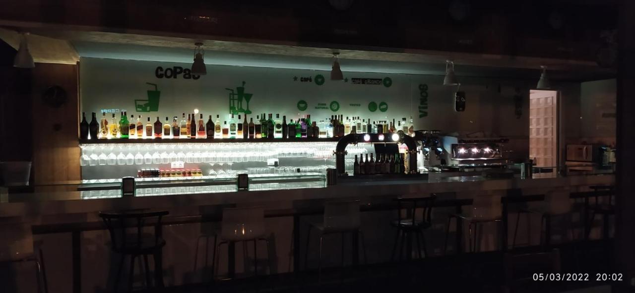 Hotel Os Carballos 시게이로 외부 사진