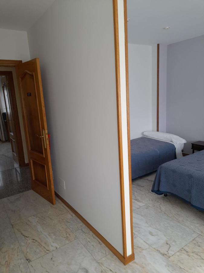 Hotel Os Carballos 시게이로 외부 사진